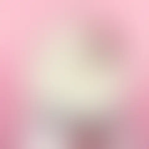 Blurred preview of an unhatched PINTO